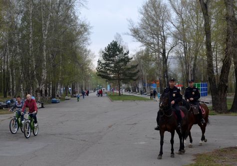 Конная полиция в Абакане